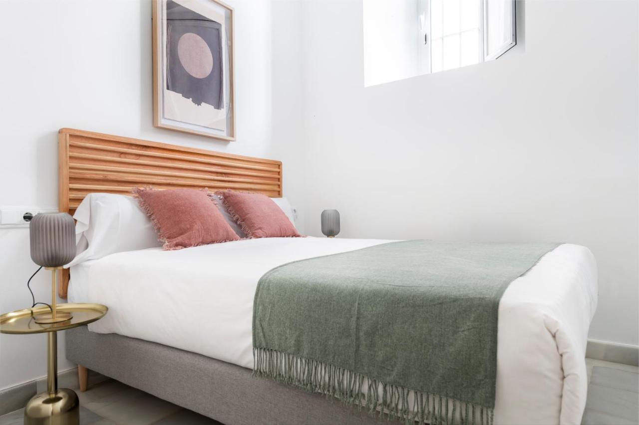 Suites Maestranza - Refinadores By Magno Apartments Seville Exterior photo