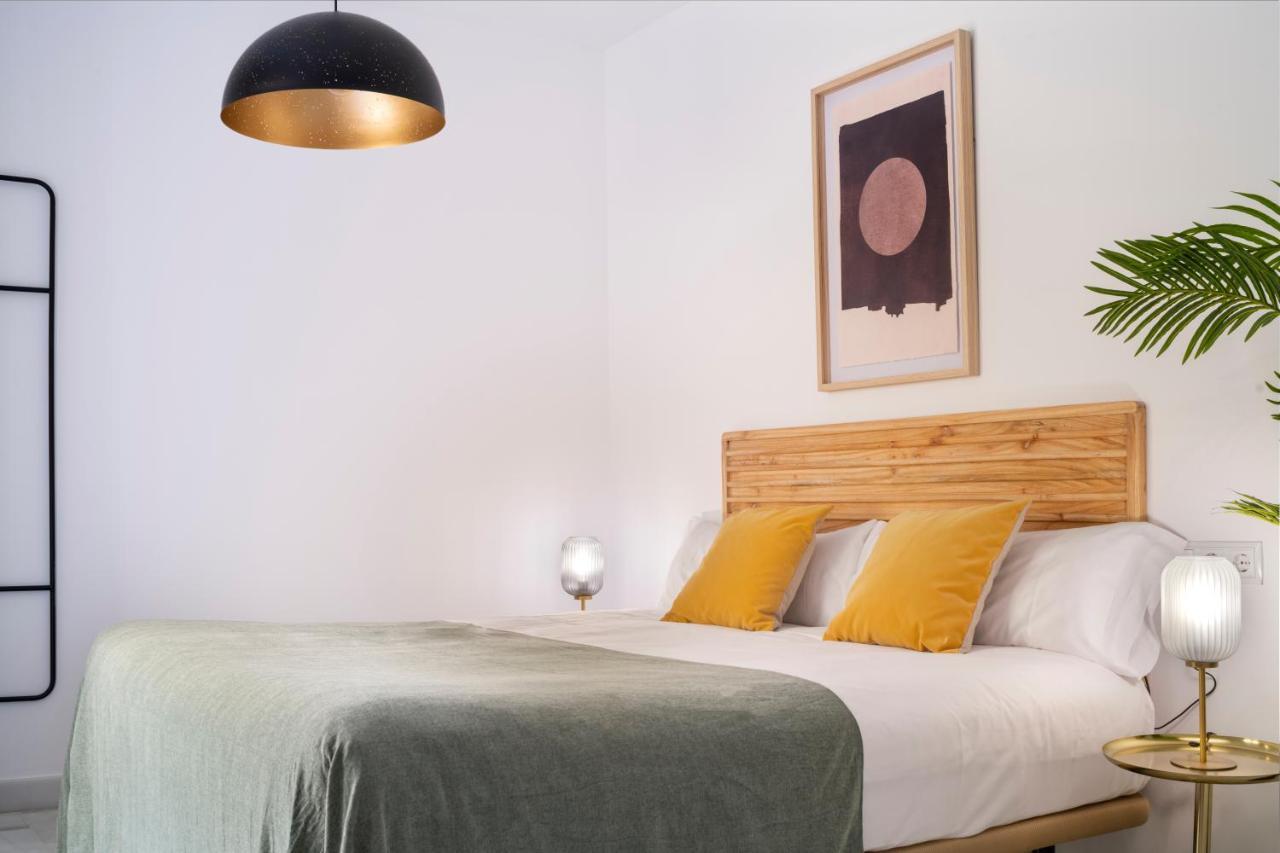 Suites Maestranza - Refinadores By Magno Apartments Seville Exterior photo