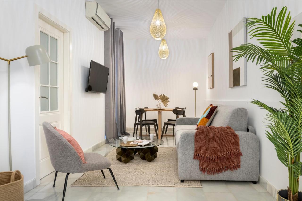 Suites Maestranza - Refinadores By Magno Apartments Seville Exterior photo