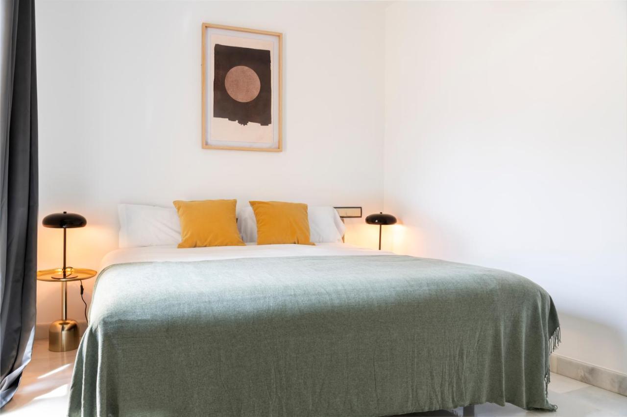 Suites Maestranza - Refinadores By Magno Apartments Seville Exterior photo