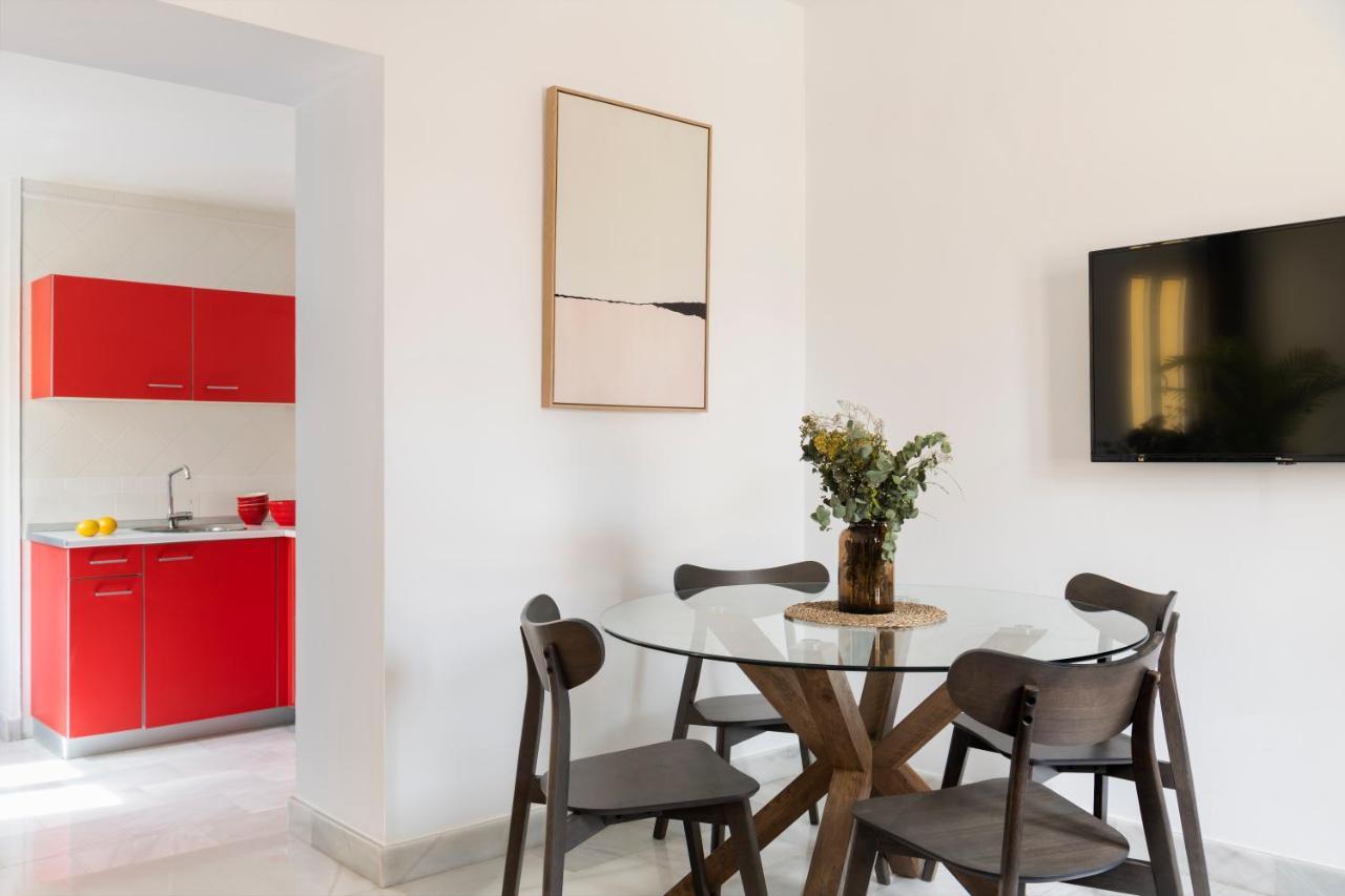 Suites Maestranza - Refinadores By Magno Apartments Seville Exterior photo